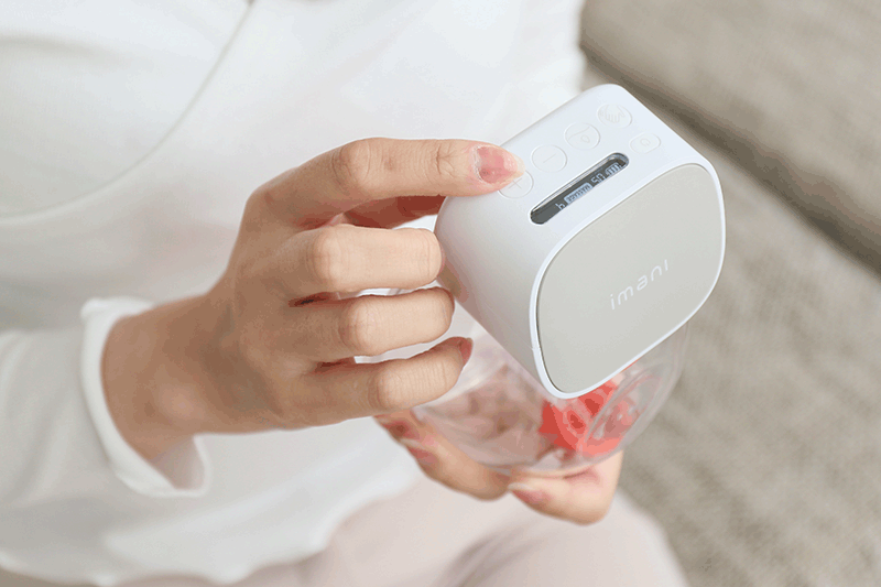 imani i2 Plus Pro Double Wearable Breast Pump + Dual Charging Dock